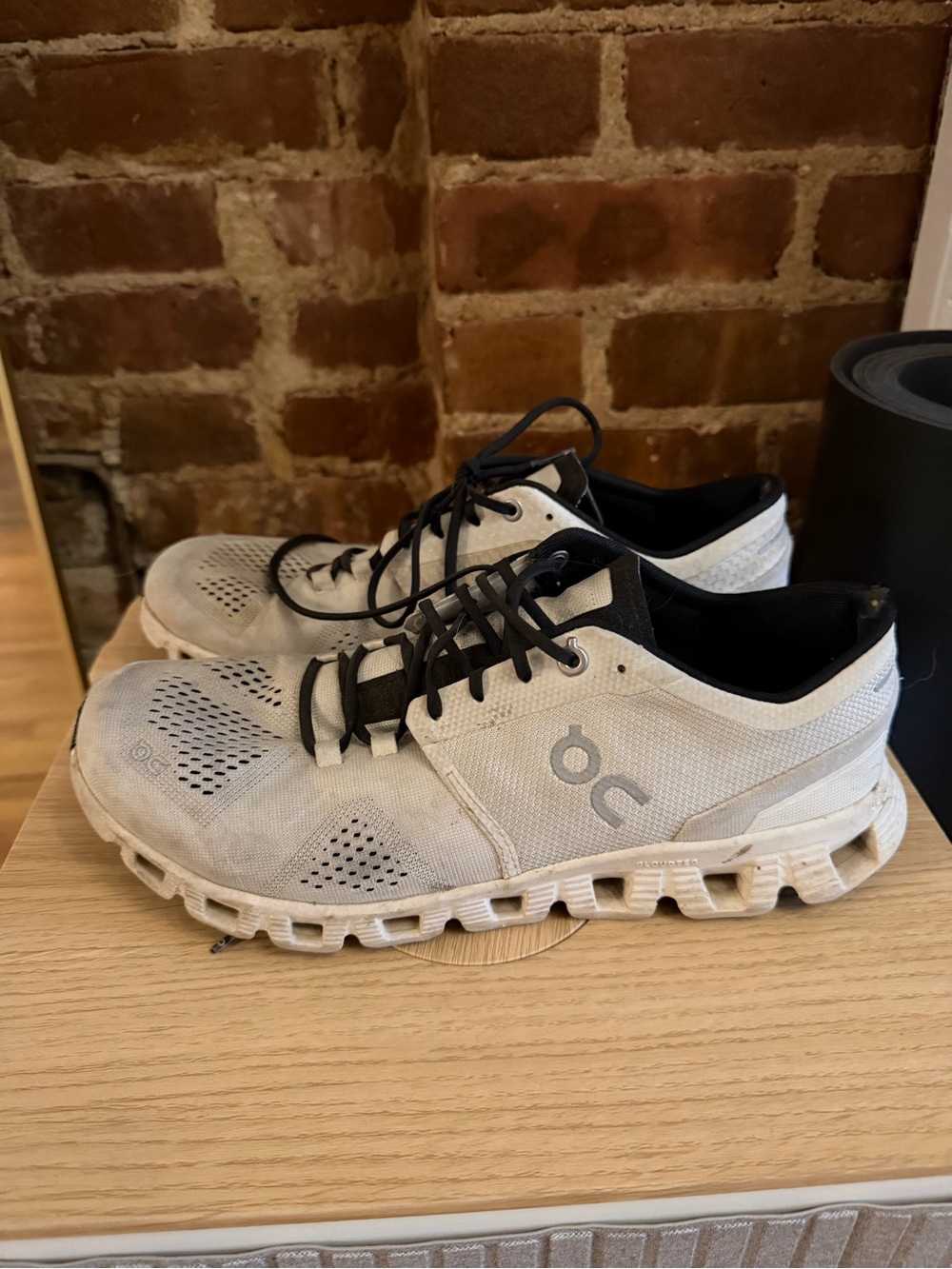 On Running women’s  White and Black Athletic Running Shoes - 10.5